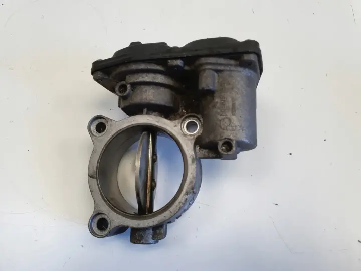 BMW F10 F11 2.0 D PRZEPUSTNICA 7810752