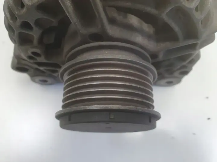 Seat Ibiza II lift 1.4 16V ALTERNATOR Bosch 038903023K 70A