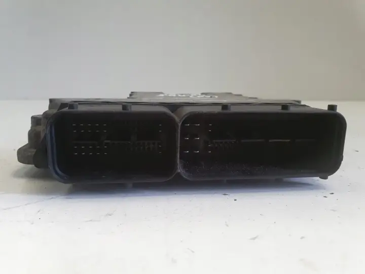 Opel Antara 2.0 CDTI STEROWNIK SILNIKA komputer 96814427 SD 0281013873