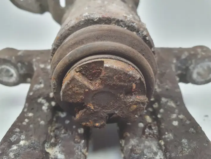 Renault Scenic II TYLNY ZACISK HAMULCOWY lewy tył KIEROWCY L.T