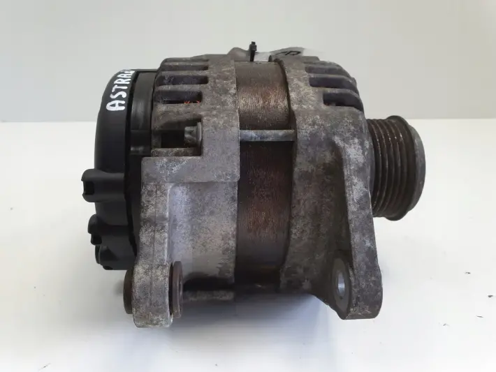 Opel Astra IV J 1.7 CDTI ALTERNATOR 100A 13500186
