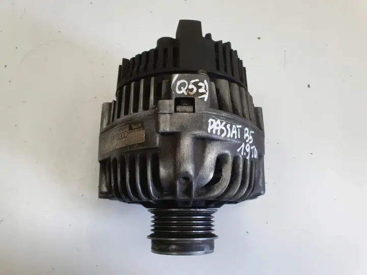 VW Passat B5 Audi A4 B5 A6 C5 1.9 TDI ALTERNATOR Valeo 028903027T 90A