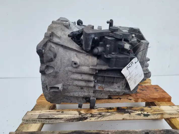 Volvo V70 III 2.0 D SKRZYNIA BIEGÓW manualna 8G9R-7002-RC MANUAL