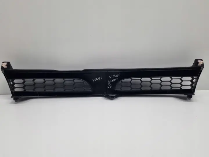 Nissan Sunny N14 91-96r PRZEDNIA ATRAPA CHŁODNICY GRIL GRILL nowy