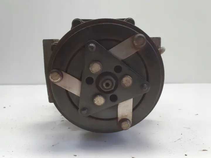 95d6615faaef127297a4f1ffcc298edc