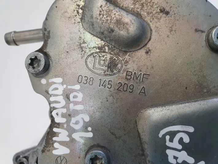 VW Golf V 1.9 TDI POMPA VACUM wakum 038145209A