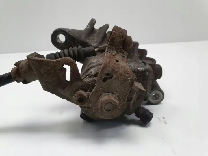 VW Golf IV Bora Audi A3 LEWY ZACISK HAMULCOWY tył kierowcy Lucas