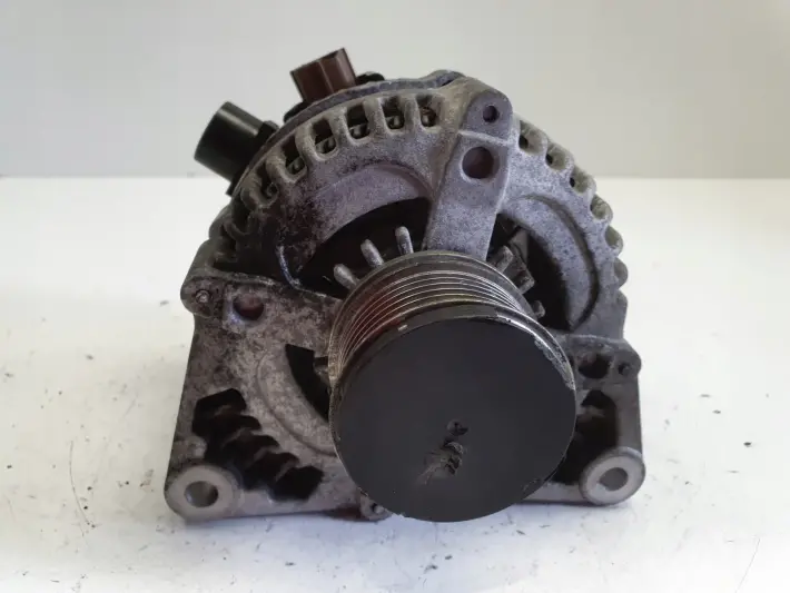 Volvo S40 II V50 2.0 D ALTERNATOR DENSO