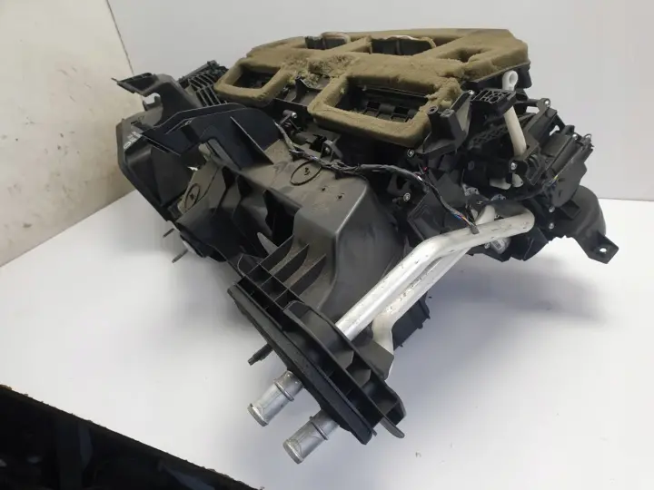 Dodge Challenger 15- NAGRZEWNICA Dmuchawa rezystor