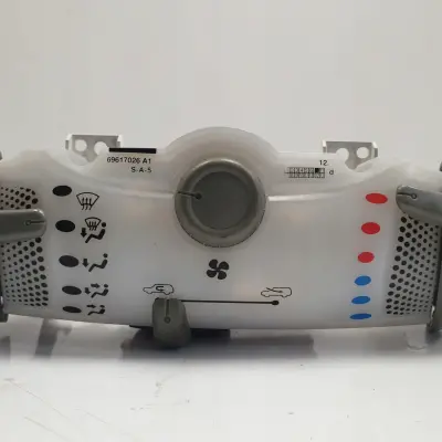 Aygo lift PANEL KLIMATYZACJI NAWIEWU 55900-0H0040