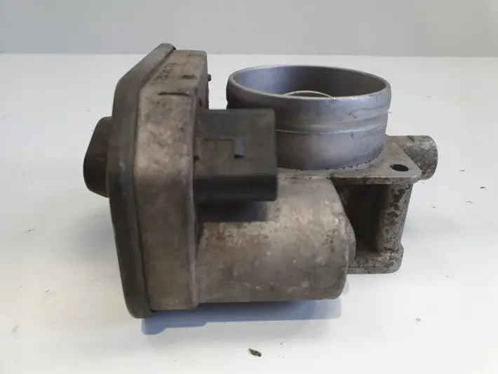 VW Bora 1.9 SDI PRZEPUSTNICA 038128063C