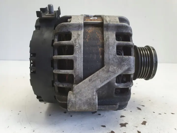 Volvo XC60 2.0 D D3 ALTERNATOR 30659131