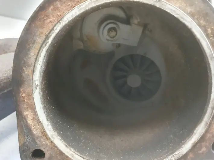 Volvo S40 II V50 2.5 T TURBOSPRĘŻARKA turbo 30650975
