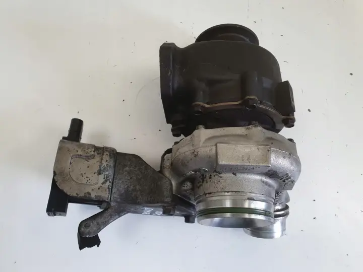 5e55cc704338580f4c327246134d9315