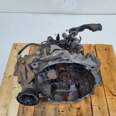 VW Golf V 1.6 8V SKRZYNIA BIEGÓW manualna MANUAL JHT