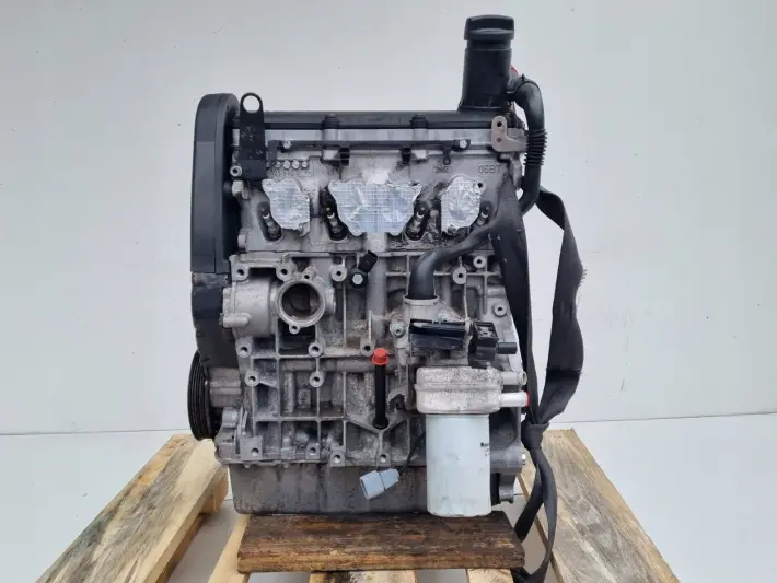 SILNIK VW Golf V VI 1.6 8V 102KM ładna kompresja BGU BSE
