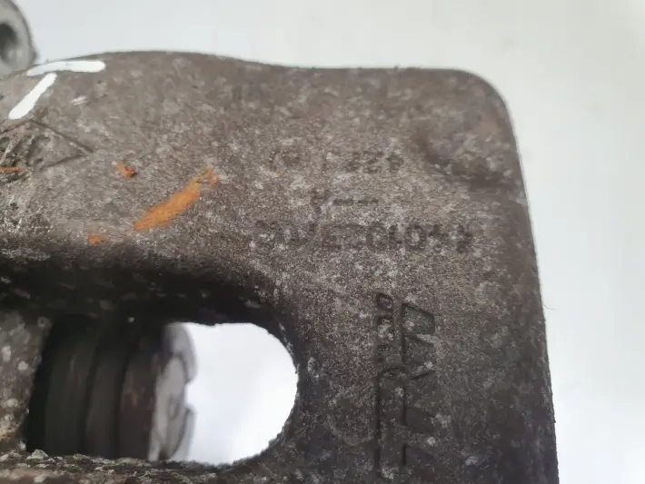 Renault Megane IV TYLNY ZACISK HAMULCOWY lewy tył 440102370R