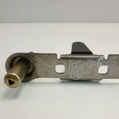 Porsche Boxster 986 RYGIEL TYLNEJ KLAPY Zamek