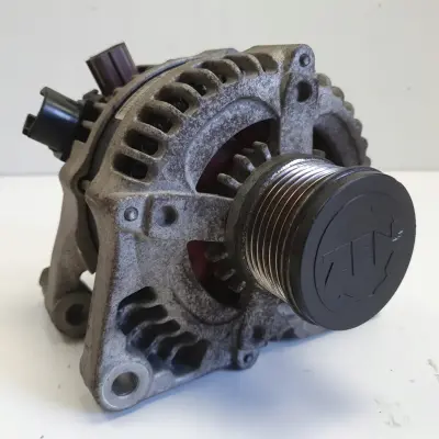 Volvo S40 II V50 2.0 D ALTERNATOR DENSO