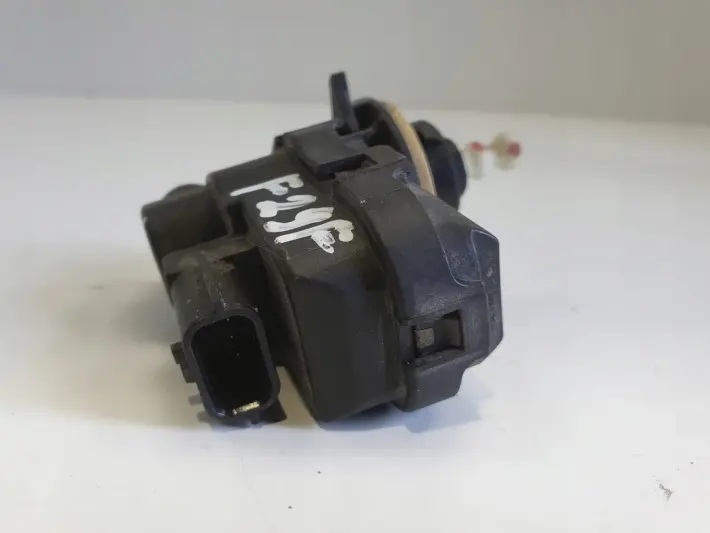 Renault Dacia SILNICZEK REGULACJI LAPY 260567357R