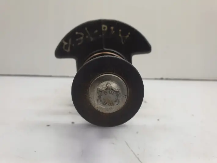 Opel Astra J 1.6 16V WAŁ KORBOWY 55560953 A16XER