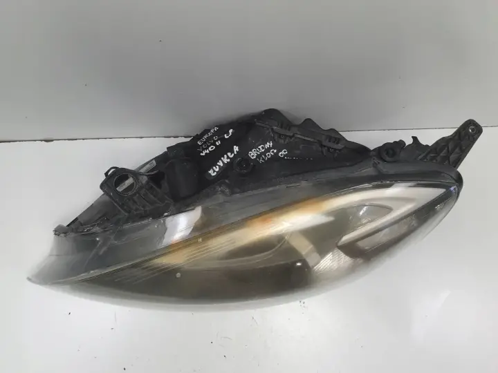 Volvo V40 II 12-16r PRZEDNIA LAMPA LEWA lewy przód EUROPA 31420003