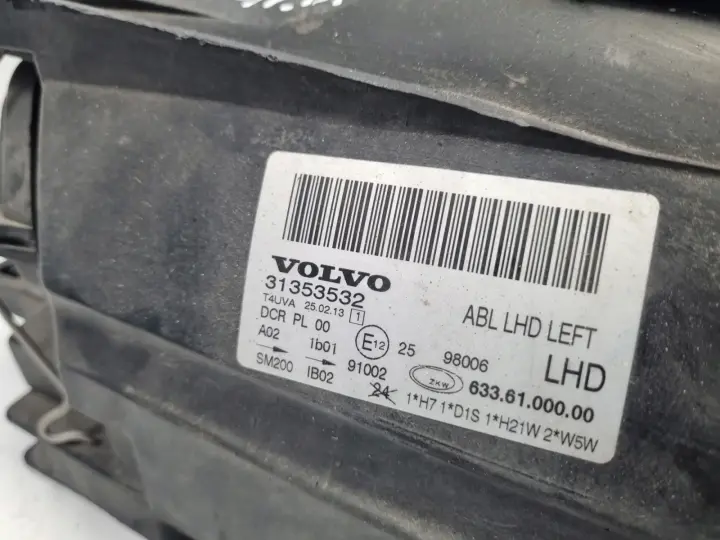 Volvo V70 XC70 III S80 II PRZEDNIA LAMPA LEWA lewy przód XENON 31353532