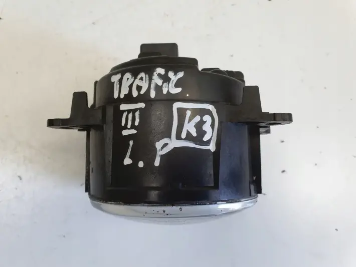 Renault Trafic III 14r- PRZEDNI HALOGEN LEWY PRZÓD kierowcy 261558707R