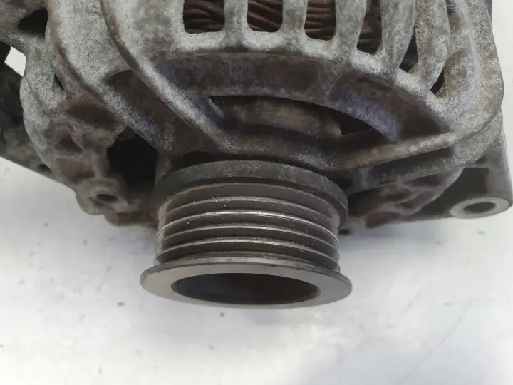 Opel Astra II G 1.6 8V ALTERNATOR bosch 0124415002 TZ 100A