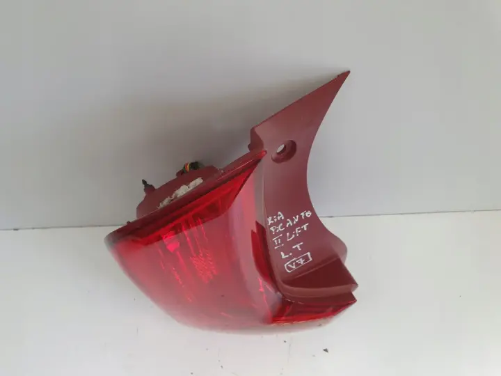 Kia Picanto II lift 11-17r TYLNIA LAMPA LEWA LEWY TYŁ 92402-1Y0