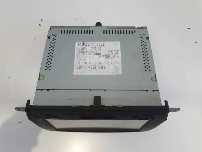 Renault Trafic III RADIO Radioodtwarzacz CD Ekran Nawigacji 281156431R