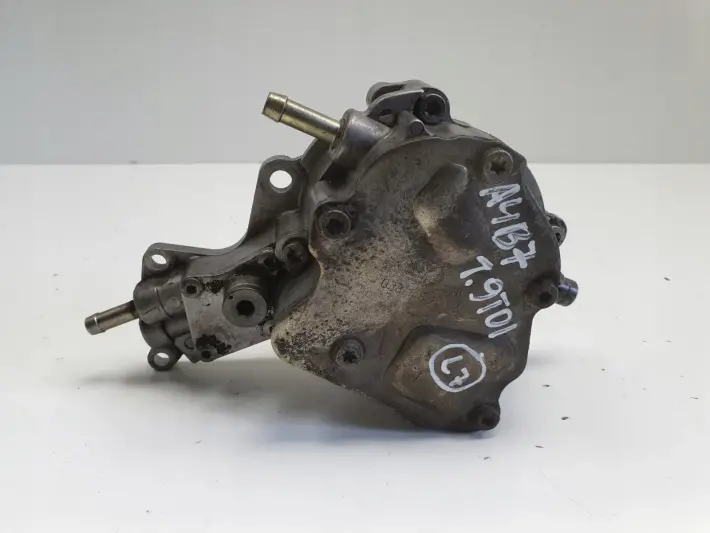 Audi A4 B7 1.9 TDI POMPA VACUM wakum 038145209A
