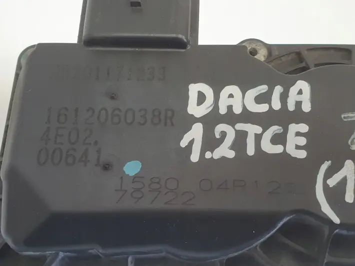 Dacia Duster I 1.2 TCe PRZEPUSTNICA 161206038R