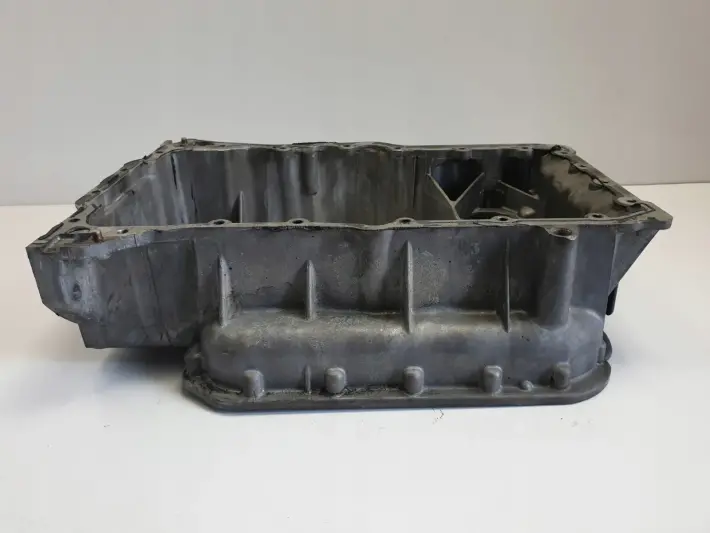 Kia Sorento II 2.2 CRDI MISKA oleju OLEJOWA