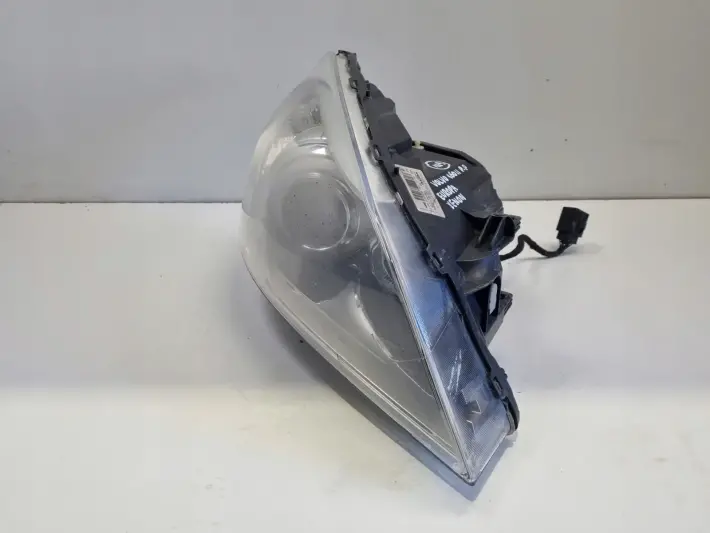 Volvo S60 II V60 10-13r PRZEDNIA LAMPA PRAWA PRAWY PRZÓD xenon 31299991