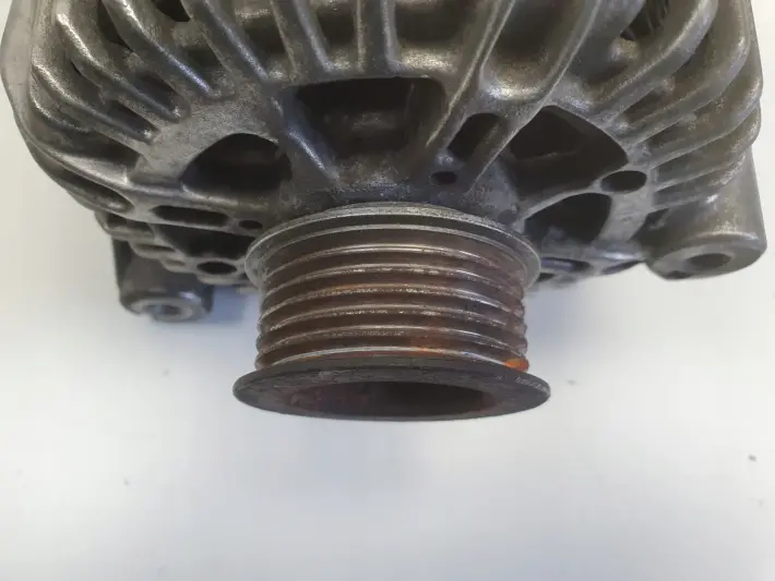 BMW X3 2.0 D ALTERNATOR 7797660 150A valeo