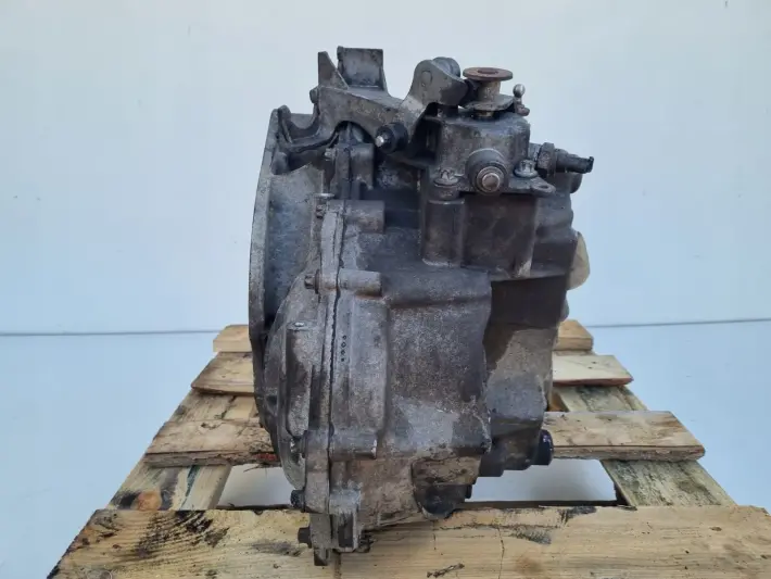 Mercedes W169 2.0 T turbo SKRZYNIA BIEGÓW 1693600500 manualna A1693600500