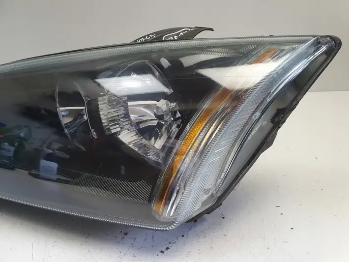 Ford Focus mk2 II 02-06 PRZEDNIA LAMPA LEWA lewy przód anglik 4M51-13W30-KD