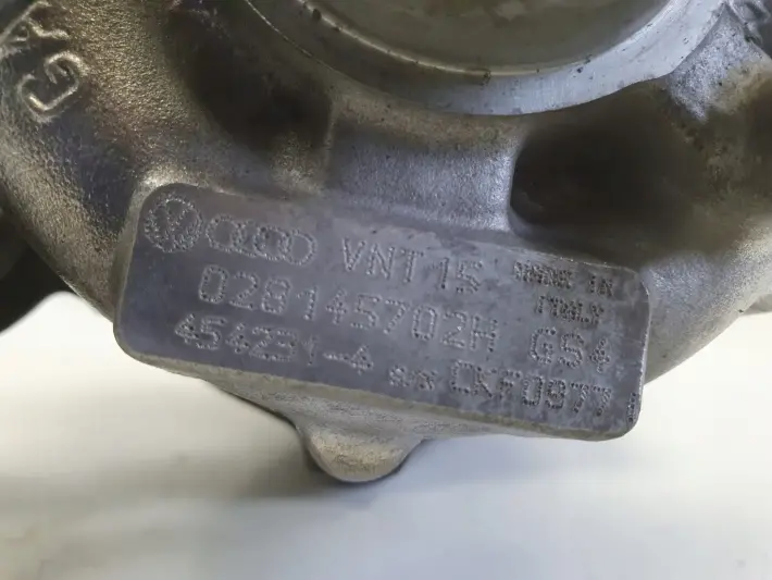 Audi A4 B6 1.9 TDI TURBOSPRĘŻARKA turbo 028145702H AVB 101KM