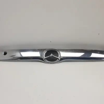 Mazda Tribute LISTWA KLAPY BAGAŻNIKA Blenda