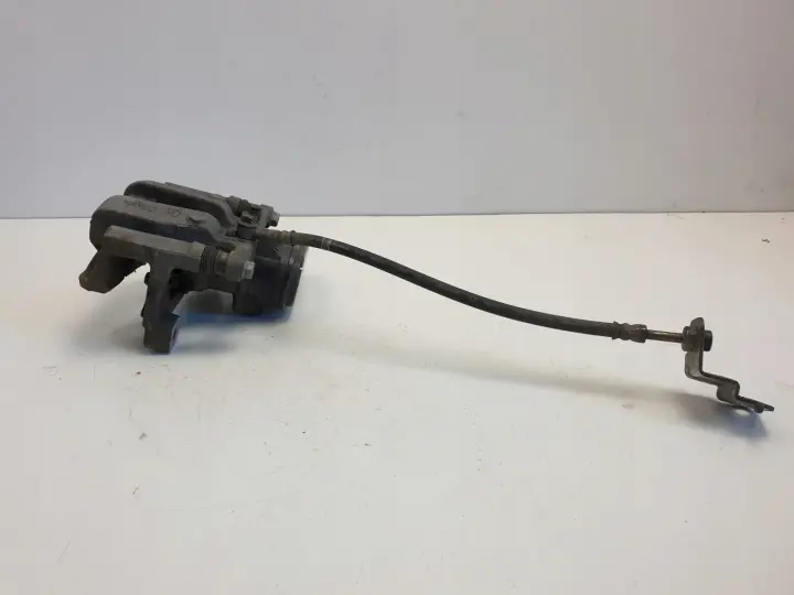 Santa Fe IV 2.2 CRDI LEWY TYLNY ZACISH HAMULCOWY