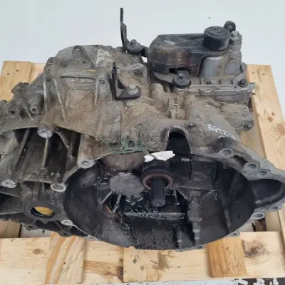 Volvo S80 II V70 III 2.4 D5 SKRZYNIA BIEGÓW 6G9R-7002-LF 30783235