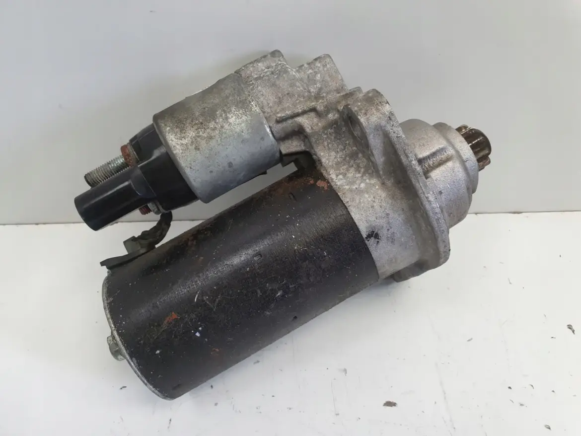 VW Passat B6 1.9 TDI ROZRUSZNIK bosch 0001123012