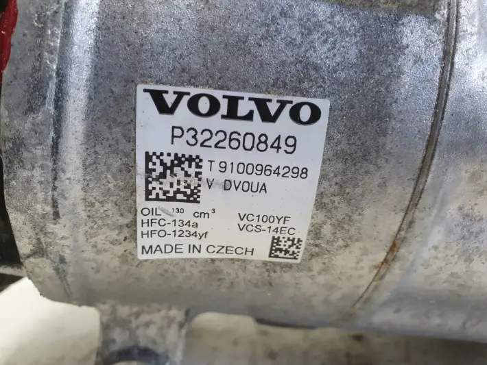 Volvo V60 II 2.0 D4 SPRĘŻARKA KLIMATYZACJI pompa 32260849