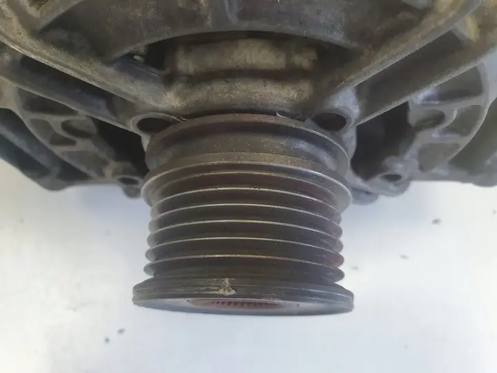 Mercedes Vito W638 2.2 CDI ALTERNATOR bosch 0124515091