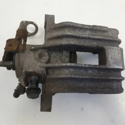 Audi A3 8L ZACISK HAMULCOWY Prawy tył PASAŻERA