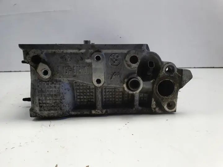 BMW E90 E91 2.0 D GŁOWICA CYLINDRÓW 7797678 779767807