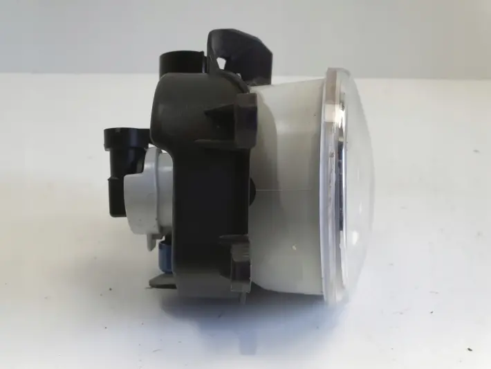 Toyota Yaris III 11-20r PRZEDNI HALOGEN LEWY PRZÓD kierowcy 81220-02110