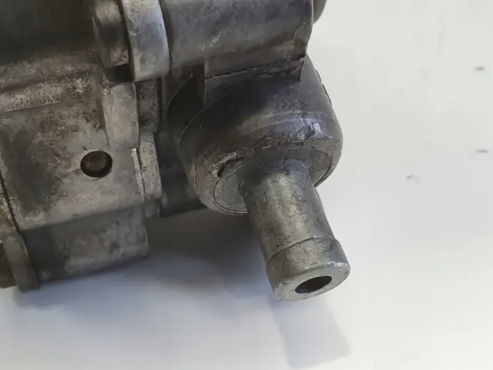 Audi A4 B5 B6 B7 A6 C5 1.9 TDI POMPA VACUM wakum 038145209A
