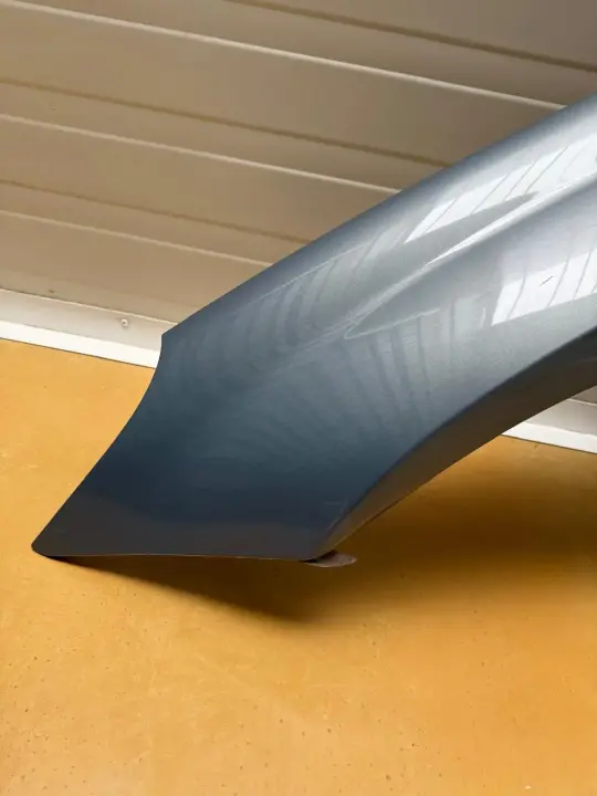 Mercedes CLS C219 04-10r PRZEDNI BŁOTNIK LEWY PRZÓD kierowcy